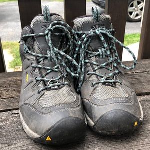 Keen hiking boots- women’s size 10